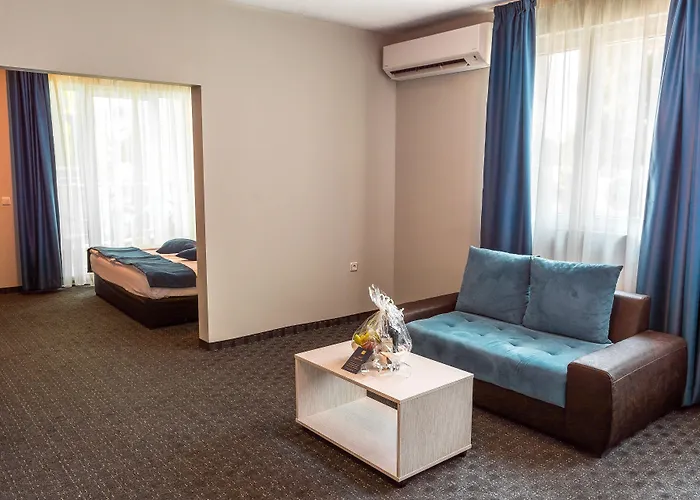 Hotel Mpm Arsena - Ultra 4*