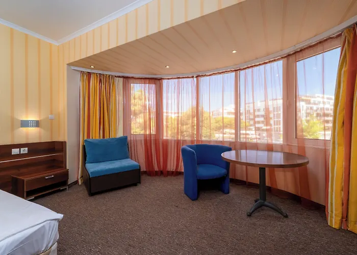 Hotel Mpm Arsena - Ultra 4*