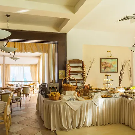 Hotell Mpm Arsena - Ultra 4*