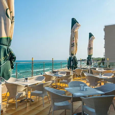 Хотел мпм арсена - ултра ол инклузив